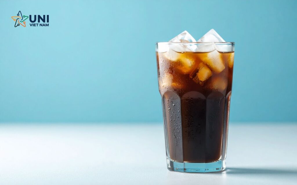 Đầu tư vào máy làm đá viên là khoản đầu tư lớn cho quán tuy nhiên thời gian hoàn vốn nhanh