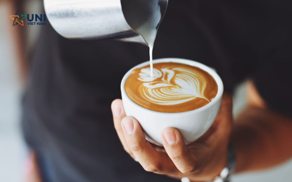 Máy pha cà phê 1 group đáp ứng đầy đủ nhu cầu pha các món cà phê espresso cho các quán mô hình vừa và nhỏ